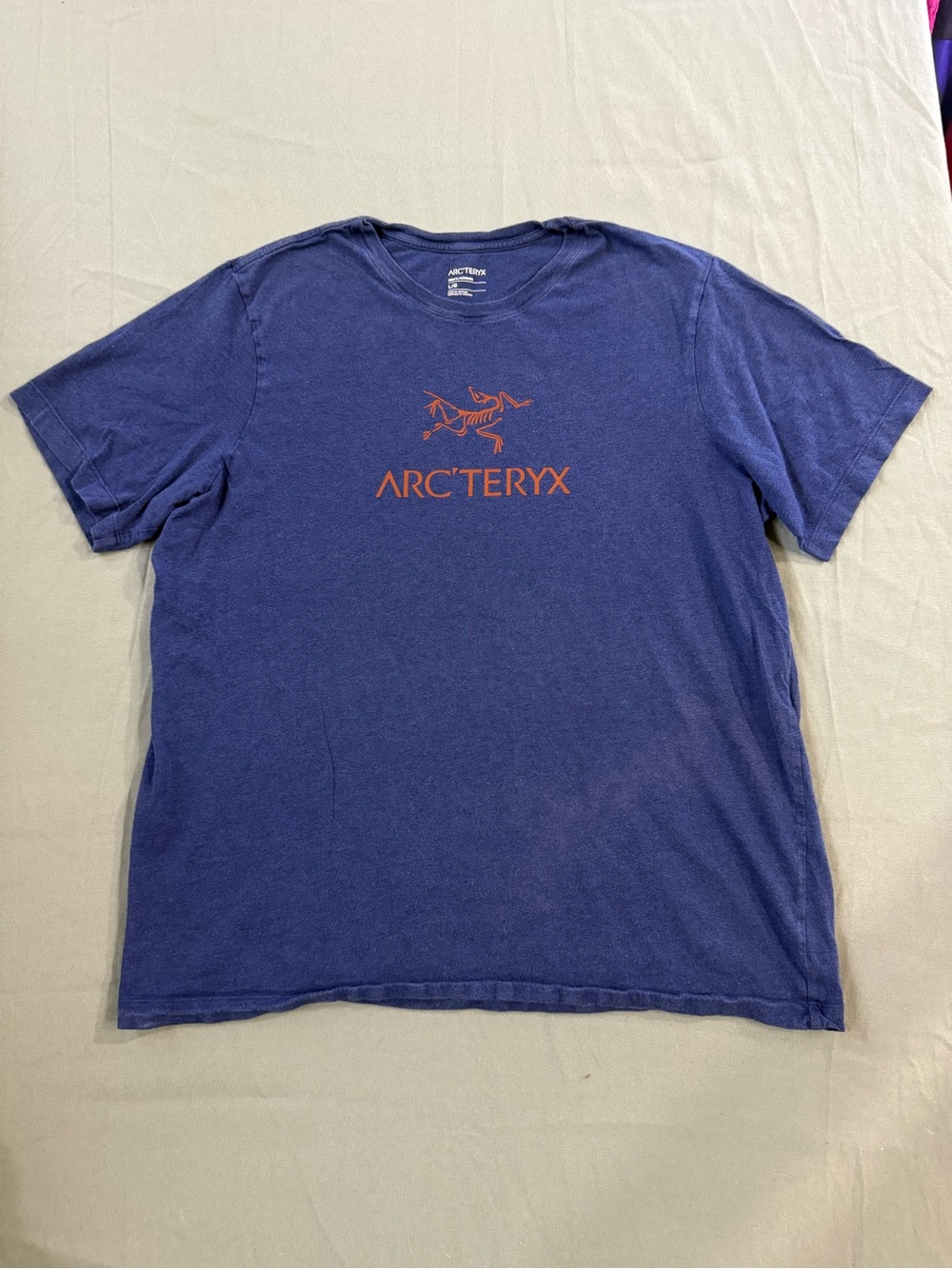 Men's Arcteryx Logo Spell-out Shirt Blue L